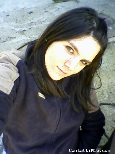 HillyValeRoxy - Biella